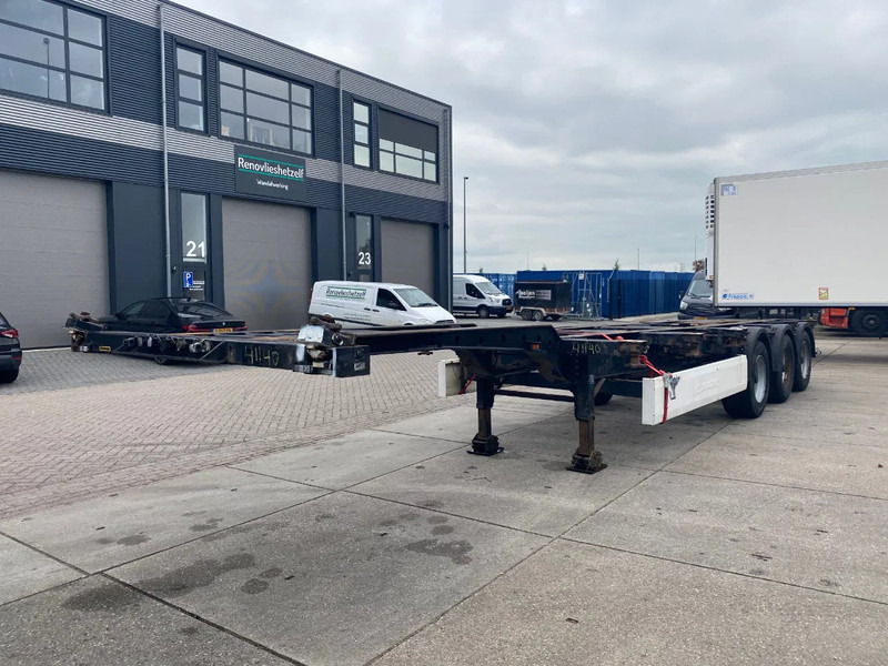 Krone SD 27 / Container Chassis / BPW + Disc / 1x Extendable / 1x Lift Axle - Контейнеровоз/ Сменна каросерия полуремарке: снимка 4 Krone SD 27 / Container Chassis / BPW + Disc / 1x Extendable / 1x Lift Axle - Контейнеровоз/ Сменна каросерия полуремарке: снимка 4