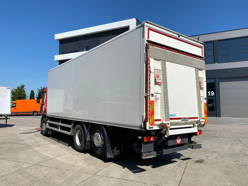 Renault D Wide 320 DTI 8 / Closed box / Euro 6 / Dhollandia - Камион фургон: снимка 4 Renault D Wide 320 DTI 8 / Closed box / Euro 6 / Dhollandia - Камион фургон: снимка 4