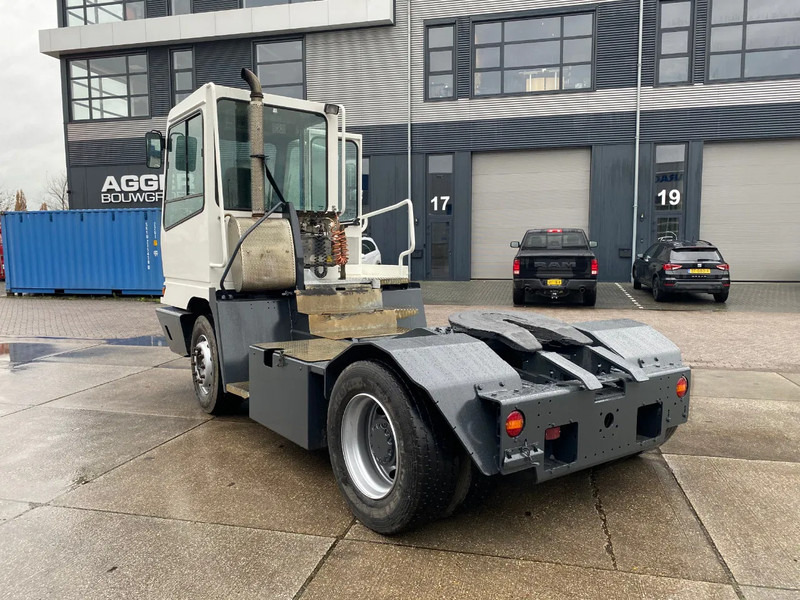 Terberg YT 182 4x2 / Terminal Tractor - Терминален влекач: снимка 4 Terberg YT 182 4x2 / Terminal Tractor - Терминален влекач: снимка 4