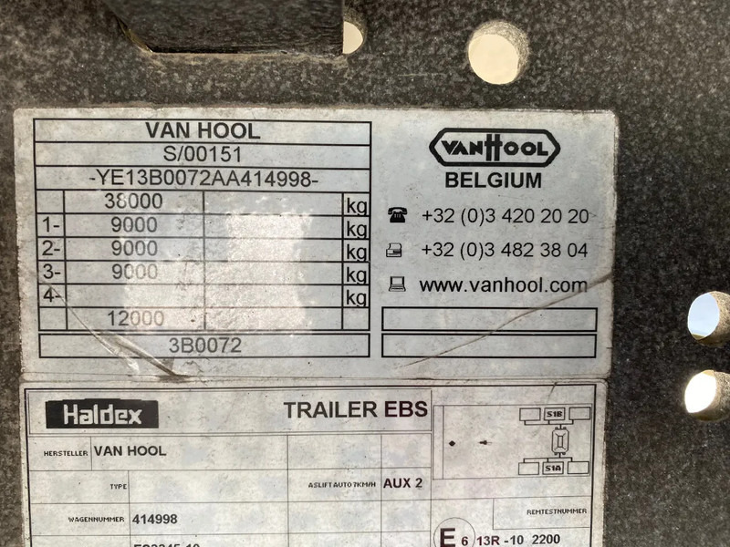 Брезентово полуремарке Van Hool Tautliner / ADR / 1x Lift axle / BPW + Disc: снимка 9 Брезентово полуремарке Van Hool Tautliner / ADR / 1x Lift axle / BPW + Disc: снимка 9