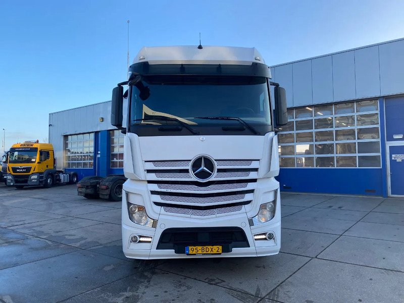 Mercedes-Benz Actros 1842 Big space / Automatic - Влекач: снимка 2 Mercedes-Benz Actros 1842 Big space / Automatic - Влекач: снимка 2