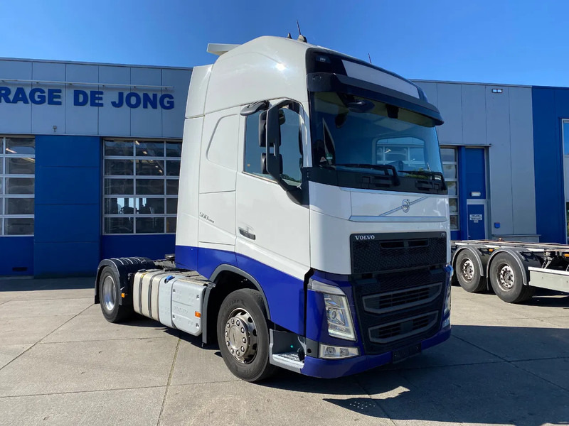 Volvo FH 13.500 Globetrotter XL / I-Park Cool / 2x Tank / Euro 6D - Влекач: снимка 3 Volvo FH 13.500 Globetrotter XL / I-Park Cool / 2x Tank / Euro 6D - Влекач: снимка 3