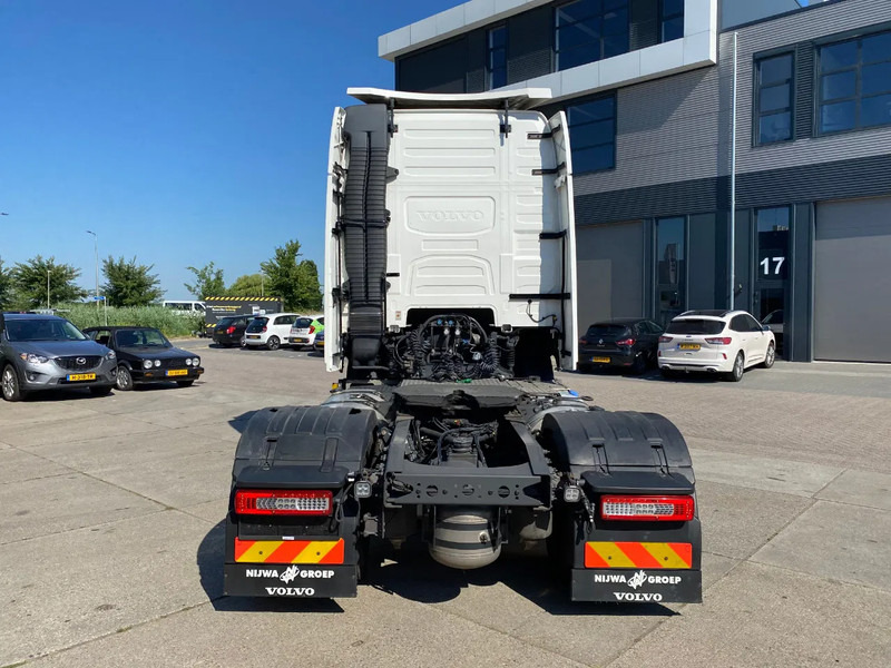 Volvo FH 13.500 Globetrotter XL / I-Park Cool / 2x Tank / Euro 6D - Влекач: снимка 5 Volvo FH 13.500 Globetrotter XL / I-Park Cool / 2x Tank / Euro 6D - Влекач: снимка 5