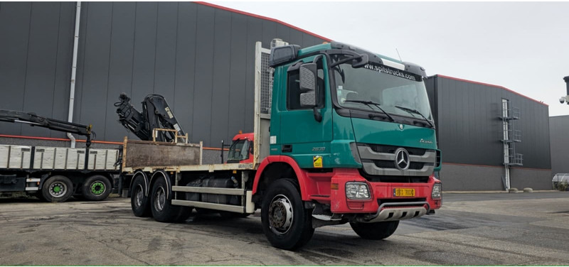 Mercedes-Benz Actros 2636 HIAP XS 144 HIDUO - Камион с кран: снимка 3 Mercedes-Benz Actros 2636 HIAP XS 144 HIDUO - Камион с кран: снимка 3