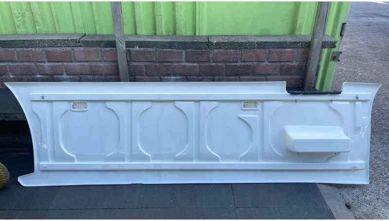 Scania Side Skirt Scania zijskirts - Аеродинамика/ Спойлер за Камион: снимка 3 Scania Side Skirt Scania zijskirts - Аеродинамика/ Спойлер за Камион: снимка 3