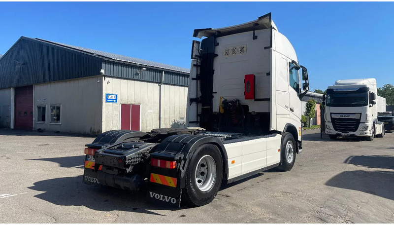 Volvo FH 500 Koelkast+TV - Влекач: снимка 5 Volvo FH 500 Koelkast+TV - Влекач: снимка 5