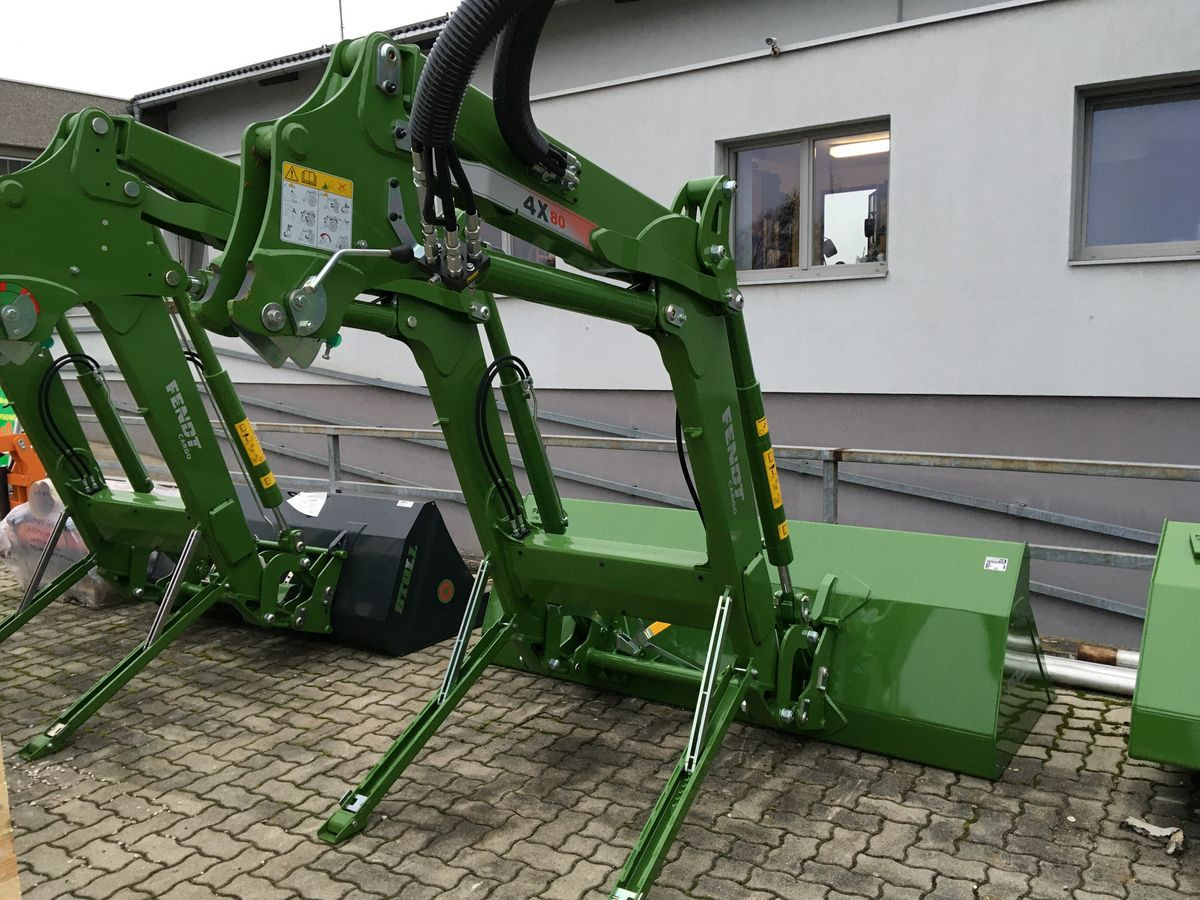 Fendt Cargo 4X75 - Челен товарач за трактор: снимка 1 Fendt Cargo 4X75 - Челен товарач за трактор: снимка 1