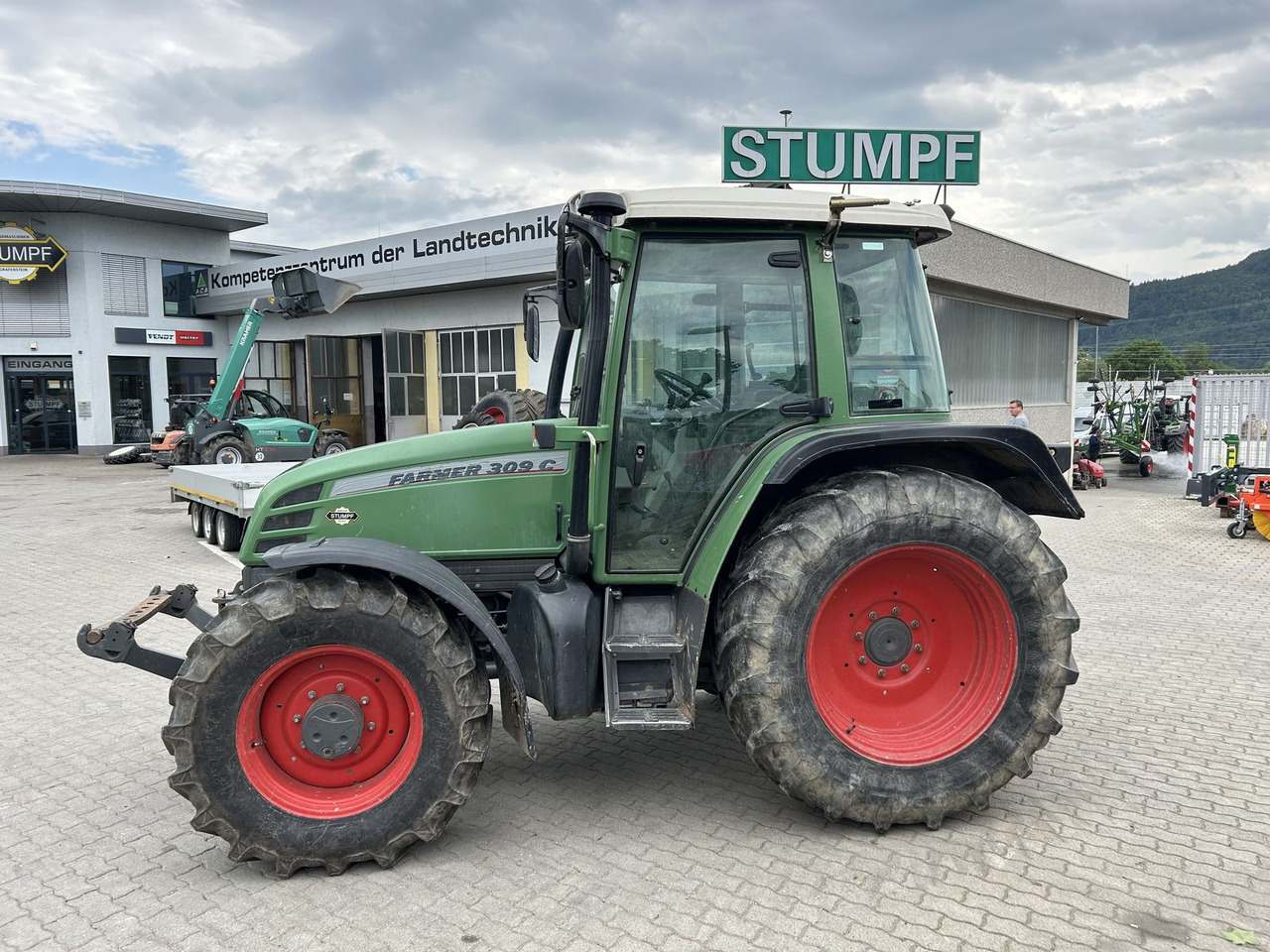 Fendt Farmer 309 CA - Трактор: снимка 5 Fendt Farmer 309 CA - Трактор: снимка 5