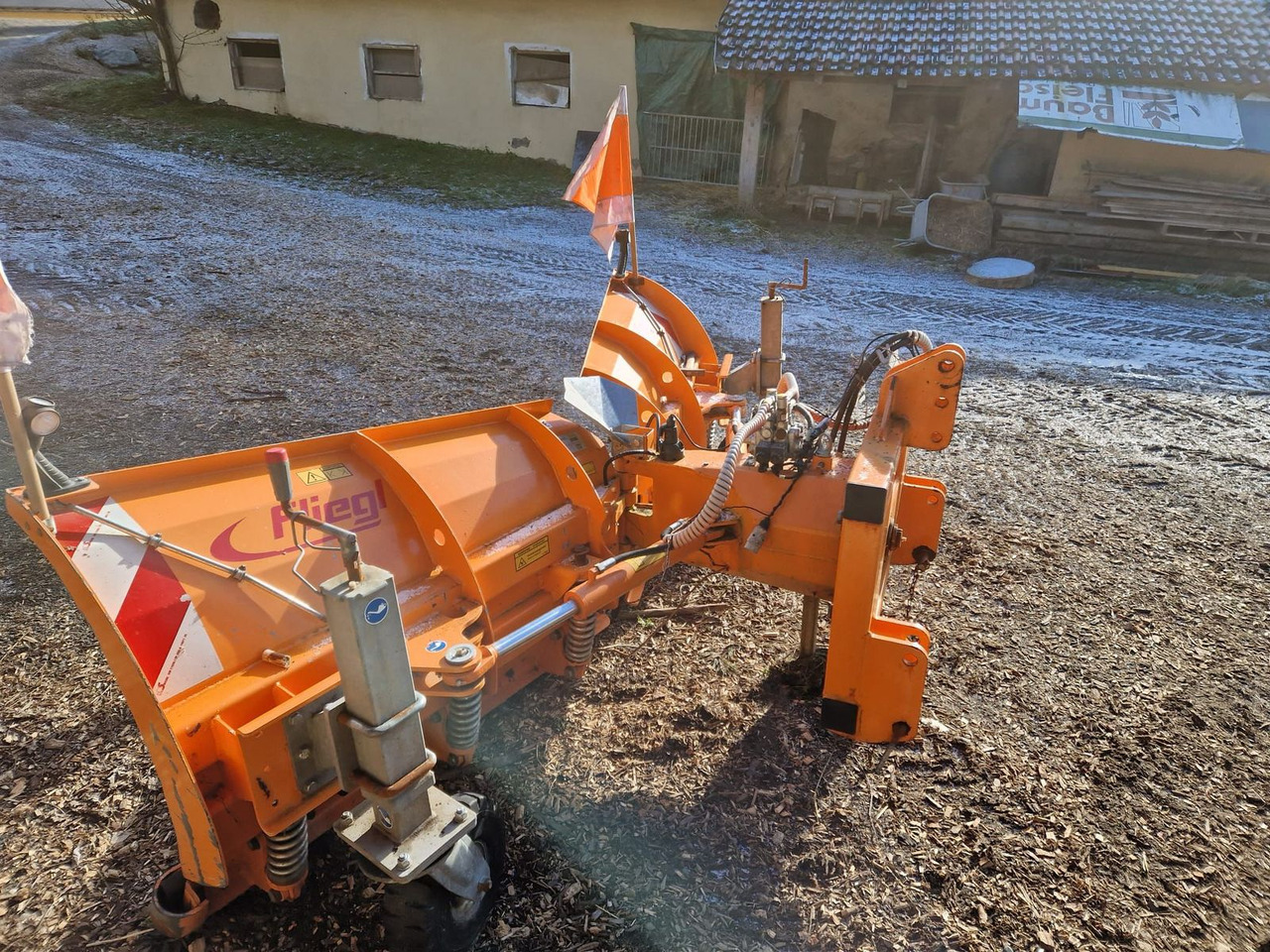 Fliegl Mammut Duplex - Гребло за сняг: снимка 1 Fliegl Mammut Duplex - Гребло за сняг: снимка 1