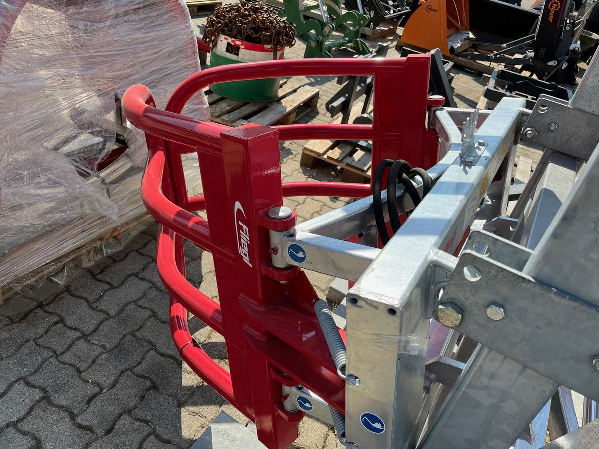 Fliegl Profi Combi - Кламер за Селскостопанска техника: снимка 2 Fliegl Profi Combi - Кламер за Селскостопанска техника: снимка 2