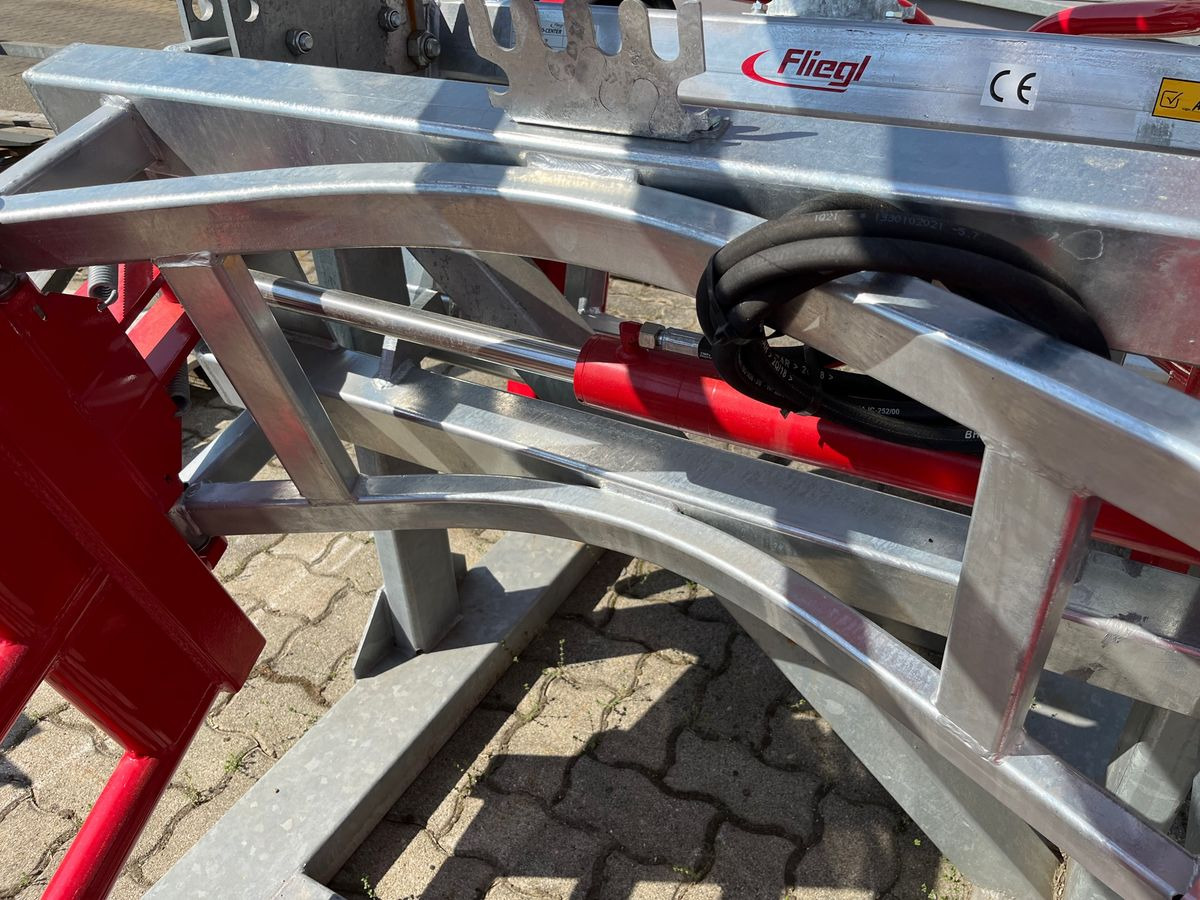 Fliegl Profi Combi - Кламер за Селскостопанска техника: снимка 3 Fliegl Profi Combi - Кламер за Селскостопанска техника: снимка 3