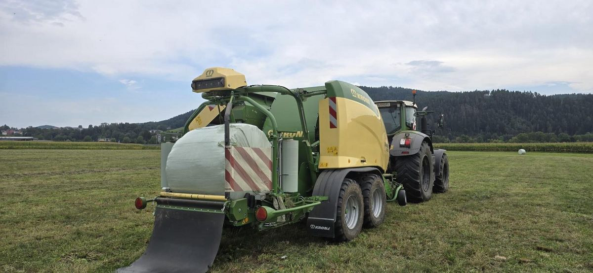 Krone Comprima CV150XC PLUS - Рулонна сламопреса: снимка 5 Krone Comprima CV150XC PLUS - Рулонна сламопреса: снимка 5