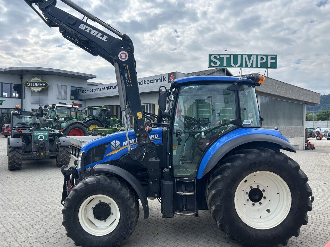 New Holland T4.105 - Трактор: снимка 4 New Holland T4.105 - Трактор: снимка 4