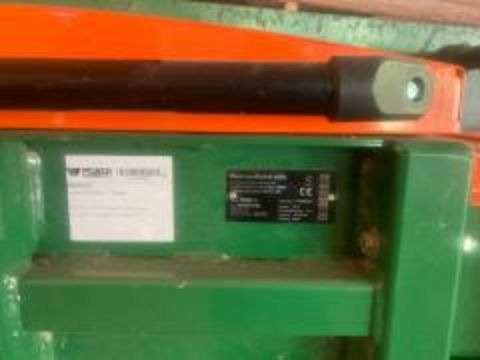 Posch AutoSplit - Цепачка за дърва: снимка 2 Posch AutoSplit - Цепачка за дърва: снимка 2