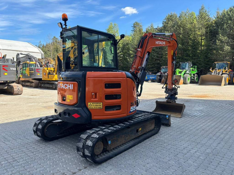 Hitachi ZX 55 U-6 CLR - Мини багер: снимка 3 Hitachi ZX 55 U-6 CLR - Мини багер: снимка 3