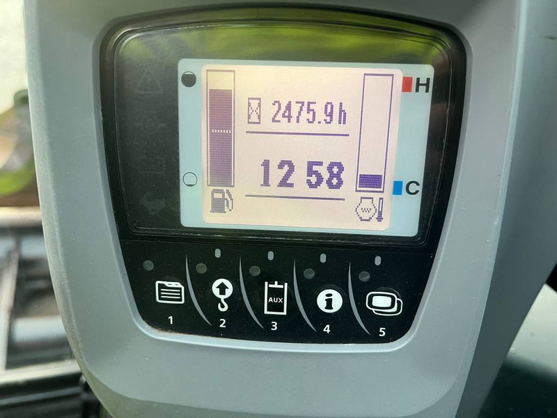 Kubota U 55-4 - Мини багер: снимка 5 Kubota U 55-4 - Мини багер: снимка 5