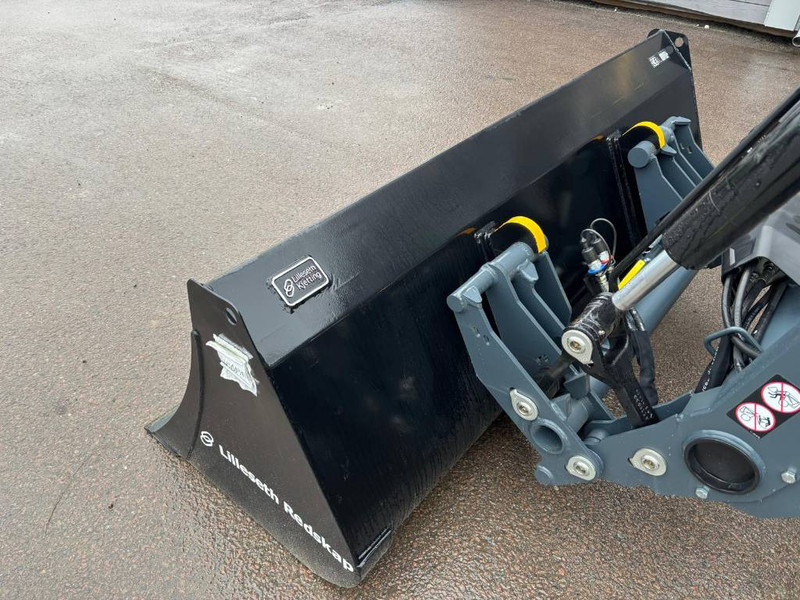 Лизинг на Valtra A 95 Valtra A 95: снимка 8