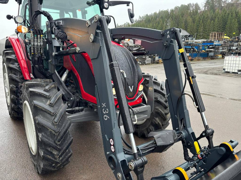 Лизинг на Valtra A 95 Valtra A 95: снимка 10
