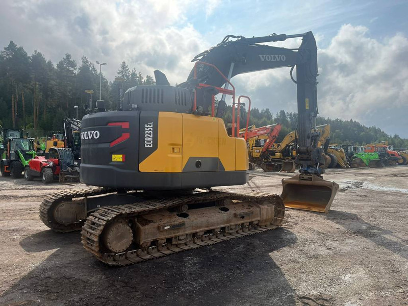 Volvo ECR 235 EL - Верижен багер: снимка 3 Volvo ECR 235 EL - Верижен багер: снимка 3