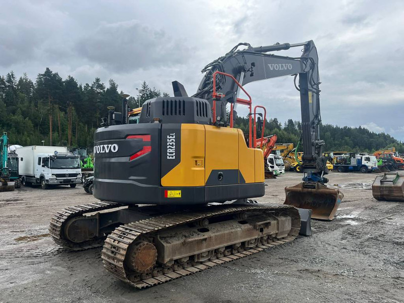 Volvo ECR 235 EL - Верижен багер: снимка 3 Volvo ECR 235 EL - Верижен багер: снимка 3