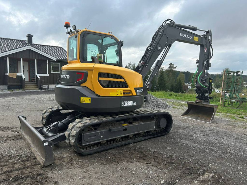 Volvo ECR 88 D PRO - Мини багер: снимка 3 Volvo ECR 88 D PRO - Мини багер: снимка 3