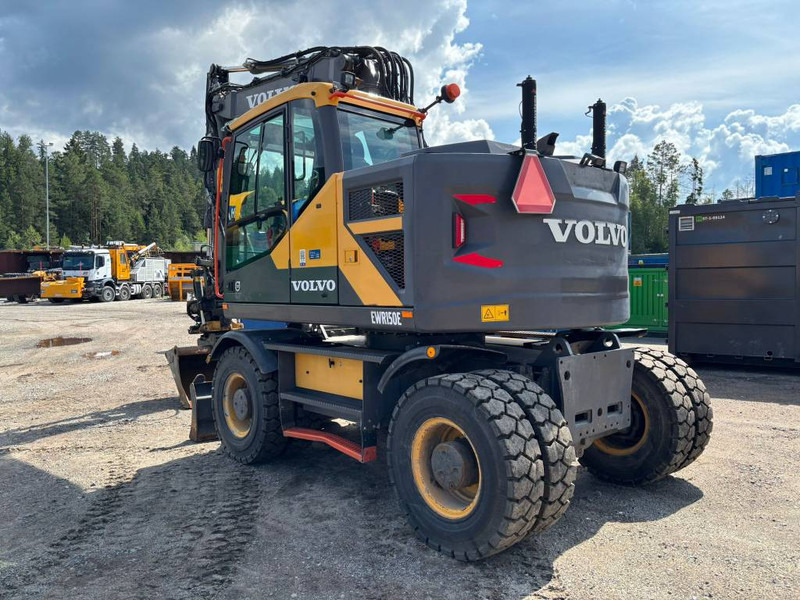 Volvo EWR 150 E - Колесен багер: снимка 3 Volvo EWR 150 E - Колесен багер: снимка 3