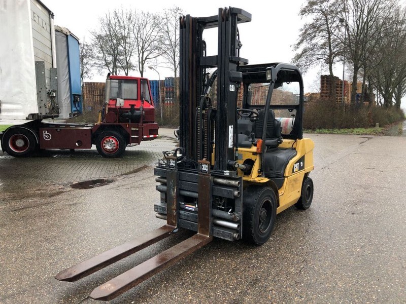 Caterpillar GP35N - Газокар: снимка 4 Caterpillar GP35N - Газокар: снимка 4