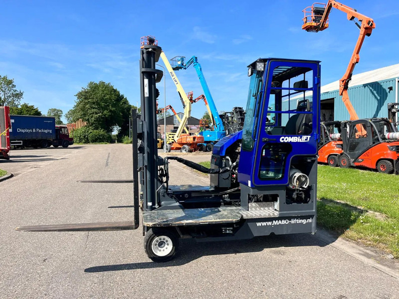 Combilift C4000 4 WAY FORKLIFT - Ричтрак с движение в 4 посоки: снимка 5 Combilift C4000 4 WAY FORKLIFT - Ричтрак с движение в 4 посоки: снимка 5