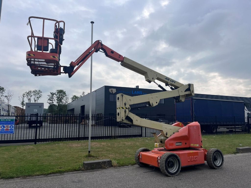 JLG E450AJ - Артикулираща платформа: снимка 4 JLG E450AJ - Артикулираща платформа: снимка 4