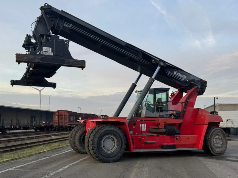 Kalmar DRF450-65S5 - Ричстакер: снимка 1 Kalmar DRF450-65S5 - Ричстакер: снимка 1