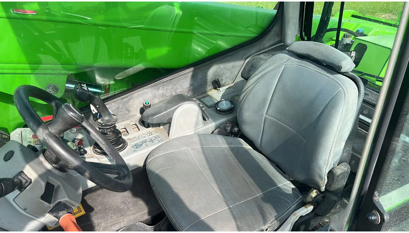 Селскостопанска техника Merlo P25.6: снимка 9