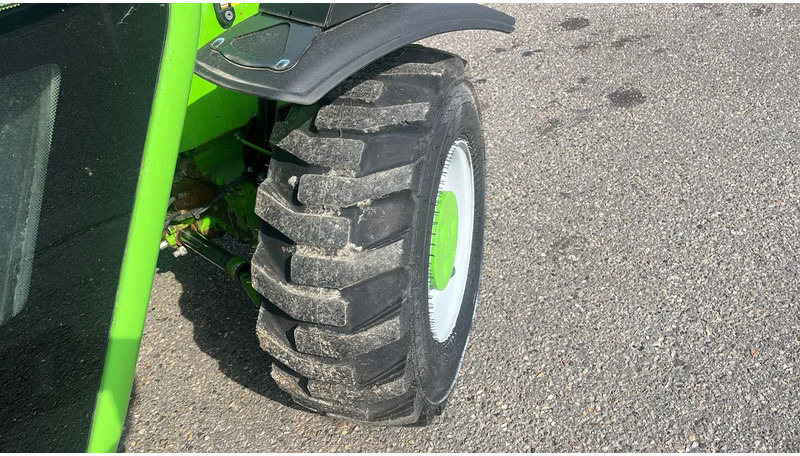 Селскостопанска техника Merlo P25.6: снимка 7