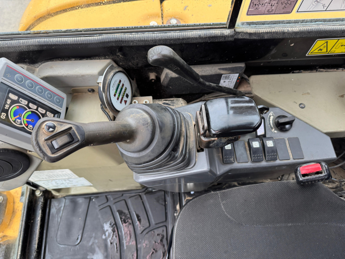 Лизинг на CATERPILLAR 303.5 E Powertilt CATERPILLAR 303.5 E Powertilt: снимка 18