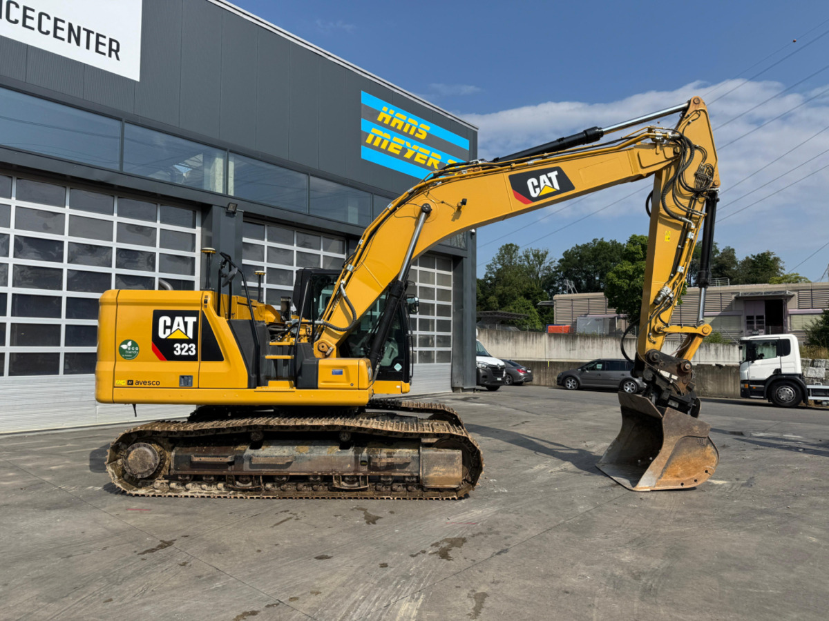 CATERPILLAR 323NG GPS 4x Schaufeln - Верижен багер: снимка 3 CATERPILLAR 323NG GPS 4x Schaufeln - Верижен багер: снимка 3
