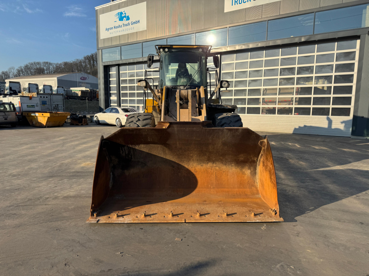 CATERPILLAR 950M - Колесен товарач: снимка 2 CATERPILLAR 950M - Колесен товарач: снимка 2
