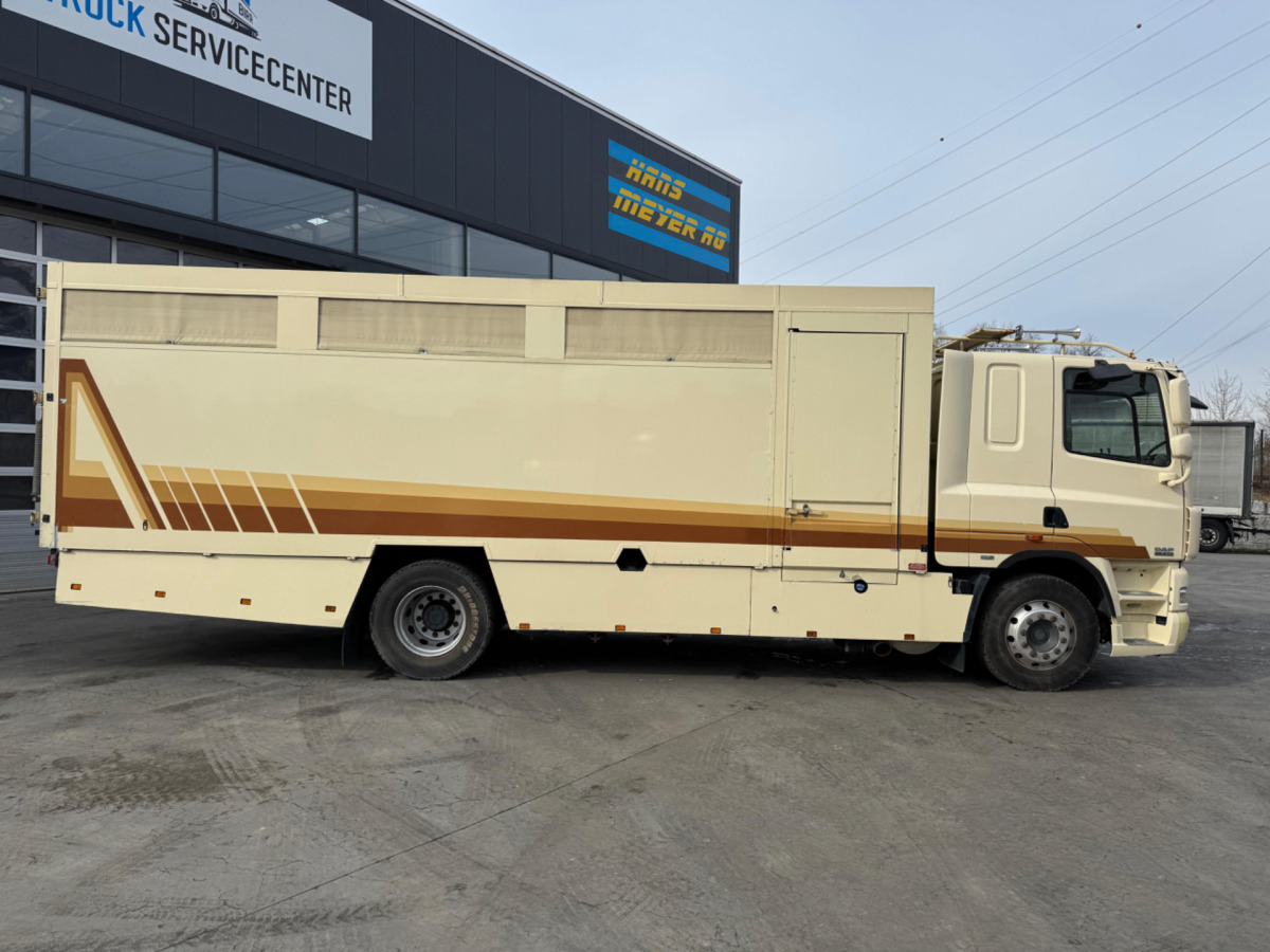 DAF CF410 4x2 - За превоз на животни камион: снимка 4 DAF CF410 4x2 - За превоз на животни камион: снимка 4