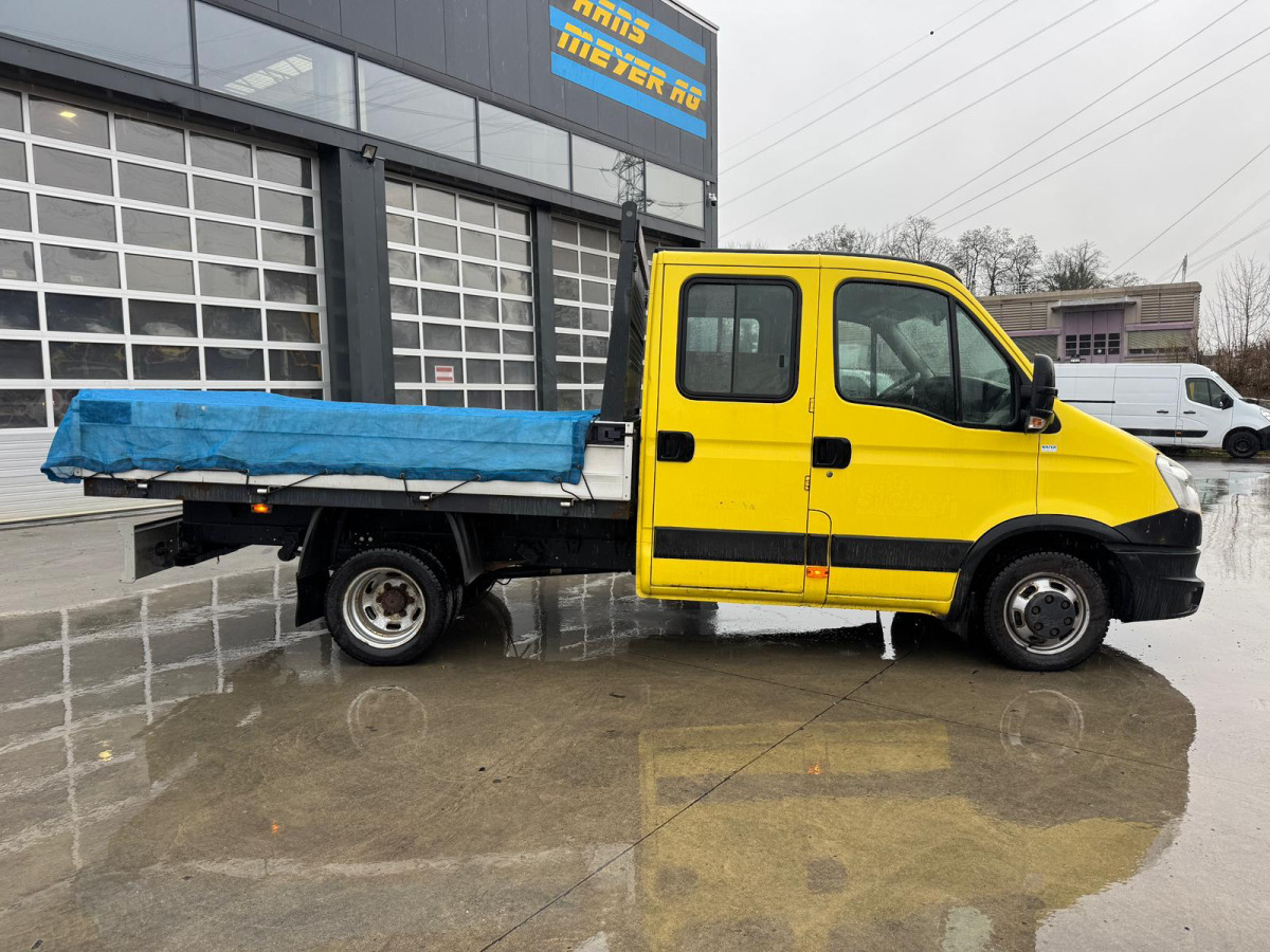 IVECO Daily 35C15 4x2 - Бордови бус, Бус с двойна кабина: снимка 3 IVECO Daily 35C15 4x2 - Бордови бус, Бус с двойна кабина: снимка 3
