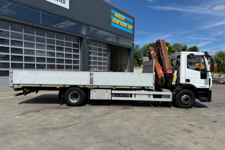 Iveco Eurocargo 160E28 Fassi 135-4 - Камион с кран: снимка 4 Iveco Eurocargo 160E28 Fassi 135-4 - Камион с кран: снимка 4