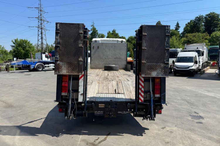 MAN TGA 18.413 4x2 BaggerTaxi - Автовоз камион: снимка 5 MAN TGA 18.413 4x2 BaggerTaxi - Автовоз камион: снимка 5