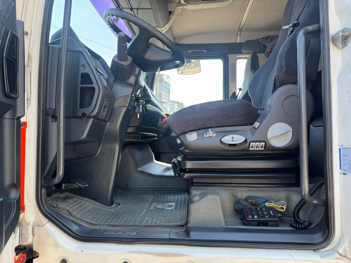 Автовоз камион MAN TGA 18.413 4x2 BaggerTaxi: снимка 9