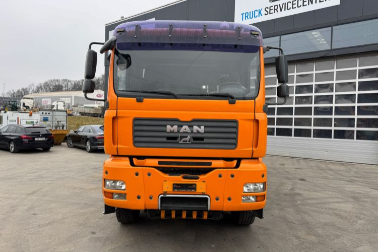 MAN TGA 35.480 8x4 Moser - Самосвал камион: снимка 3 MAN TGA 35.480 8x4 Moser - Самосвал камион: снимка 3