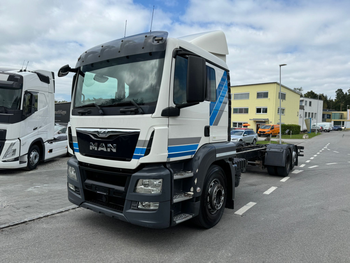 MAN TGS 26.440 6x2 Chassis - Шаси кабина: снимка 1 MAN TGS 26.440 6x2 Chassis - Шаси кабина: снимка 1