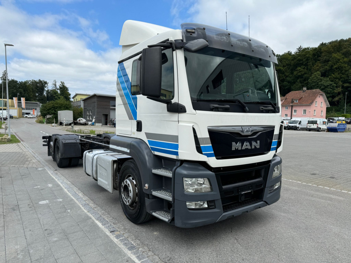 MAN TGS 26.440 6x2 Chassis - Шаси кабина: снимка 3 MAN TGS 26.440 6x2 Chassis - Шаси кабина: снимка 3