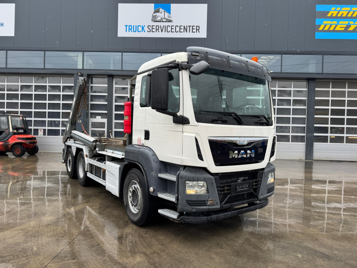 MAN TGS 28.440 6x2 UT GIGANT - Мултилифт за контейнери камион: снимка 3 MAN TGS 28.440 6x2 UT GIGANT - Мултилифт за контейнери камион: снимка 3