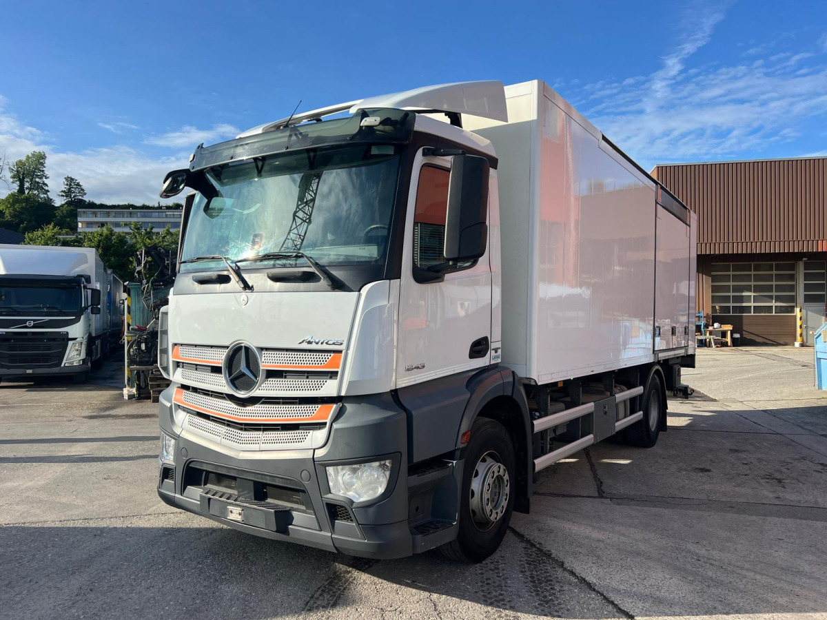 MERCEDES 4x Antos 1843 4x2 Kühler - Рефрижератор камион: снимка 1 MERCEDES 4x Antos 1843 4x2 Kühler - Рефрижератор камион: снимка 1
