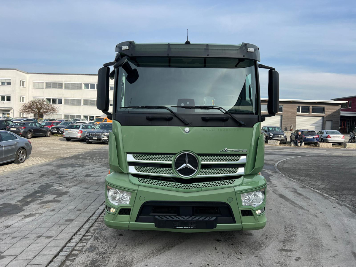 MERCEDES Actros 2543 6x2 - Шаси кабина: снимка 2 MERCEDES Actros 2543 6x2 - Шаси кабина: снимка 2