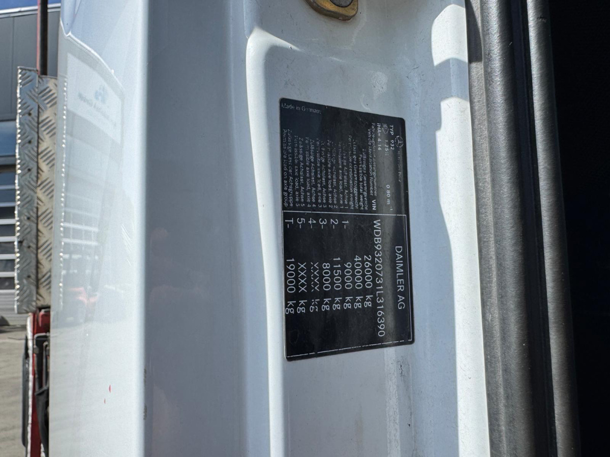 Камион с кран MERCEDES Actros 2641 6x4-4 PK29000-7 Kipper: снимка 19 Камион с кран MERCEDES Actros 2641 6x4-4 PK29000-7 Kipper: снимка 19