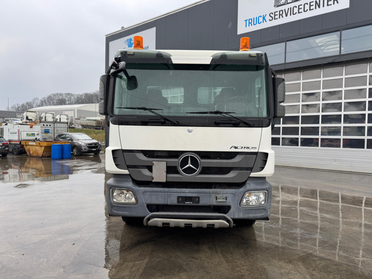 MERCEDES Actros 2644 6x4 Hiab - Мултилифт с кука камион: снимка 4 MERCEDES Actros 2644 6x4 Hiab - Мултилифт с кука камион: снимка 4