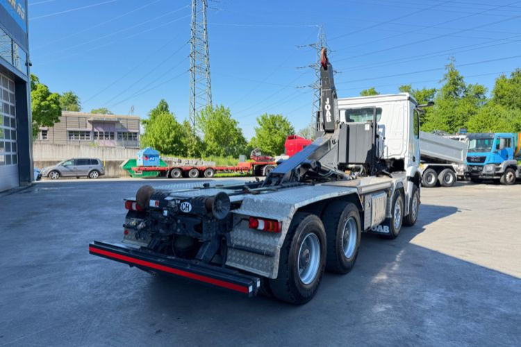 Mercedes-Benz Arocs 3251 8x4 - Мултилифт с кука камион: снимка 5 Mercedes-Benz Arocs 3251 8x4 - Мултилифт с кука камион: снимка 5