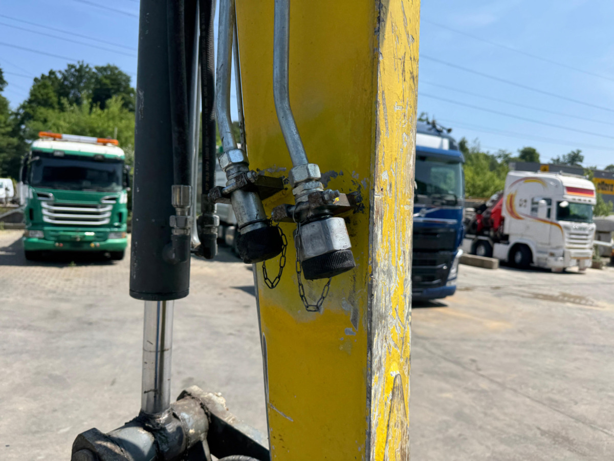 Верижен багер NEUSON 6003: снимка 8